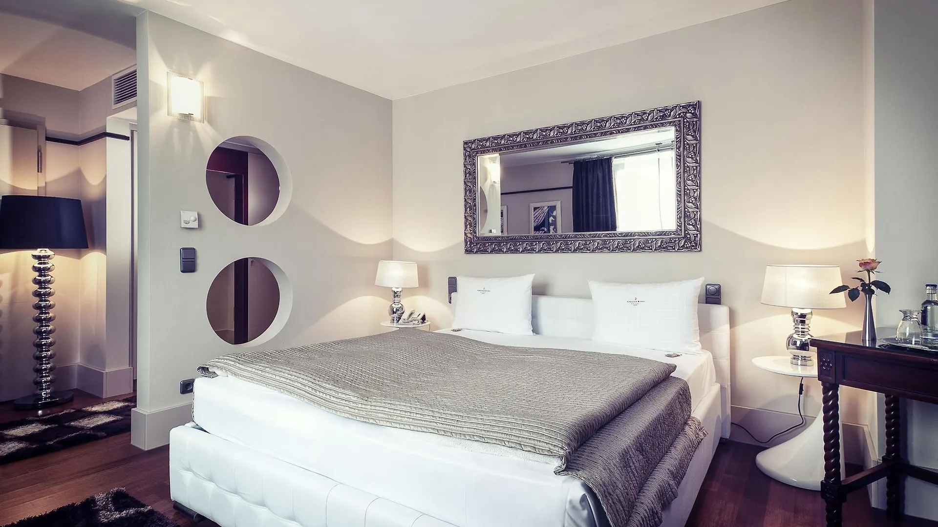 Hotel Ambiance Rivoli Munich 4*,